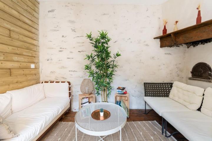 Ferienwohnung Chez Celia Laruns Exterior foto